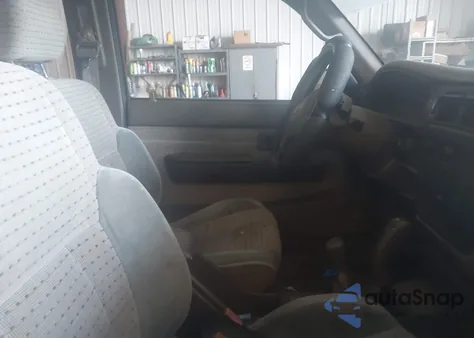 1996 Toyota Tacoma Xtracab Sr5 z USA, uszkodzony, nr VIN 4TAWN74N7TZ129066